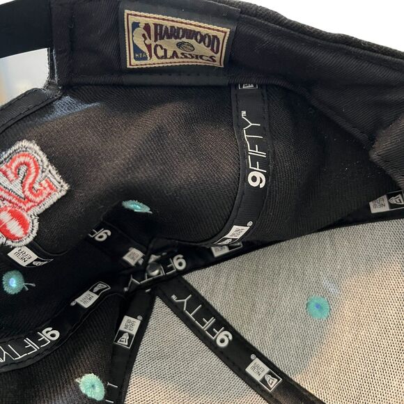 Cleveland Cavs Hardwood Classics New Era 9Fifty Snapback Hat Black - Picture 8 of 8